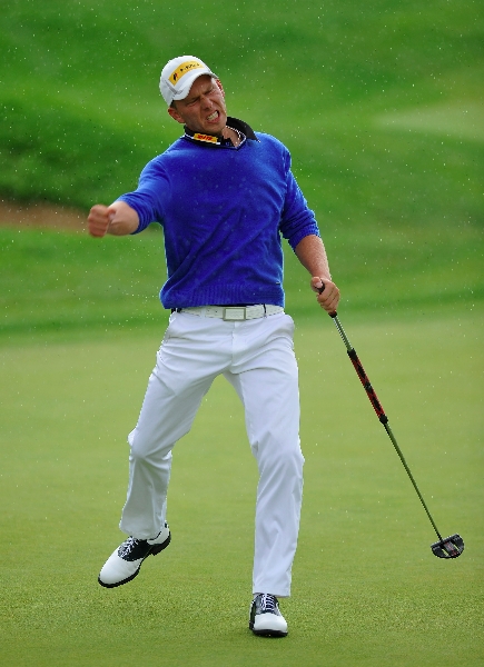 Golf Post - Marcel Siem locht den letzten Putt zum Sieg bei der Alstom Open de France in Paris im Juli 2012