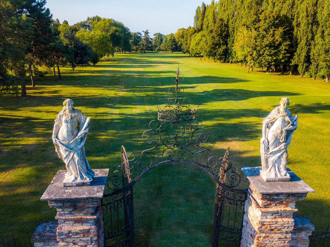 Ihre kulinarische Rundreise: Villa Condulmer Golf Club. (Foto: ruhrtours Reisen GmbH)
