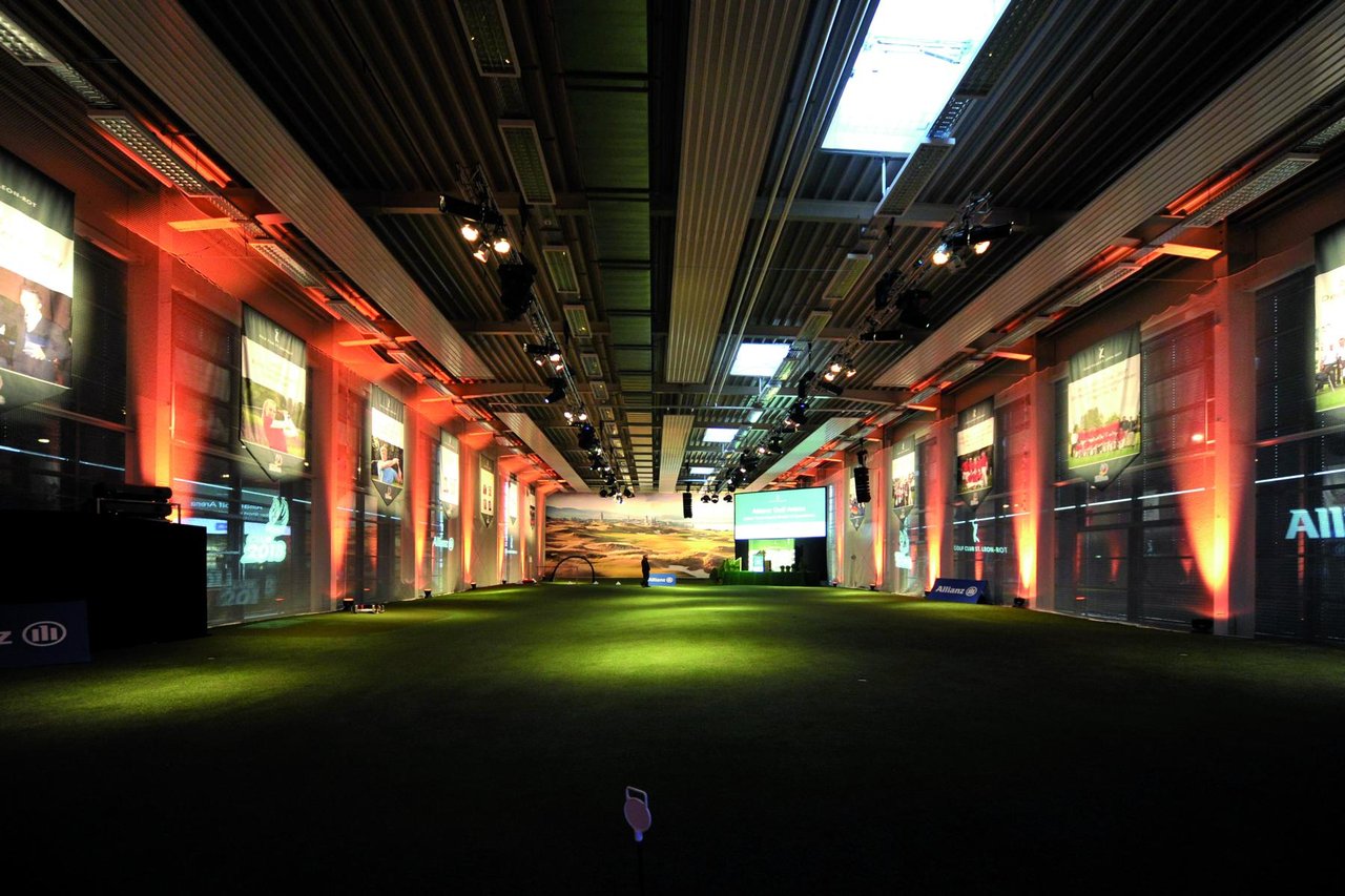 Allianz Golf Arena - das Indoor Short Game Center of Excellence Allianz Golf Arena - das Indoor Short Game Center of Excellence