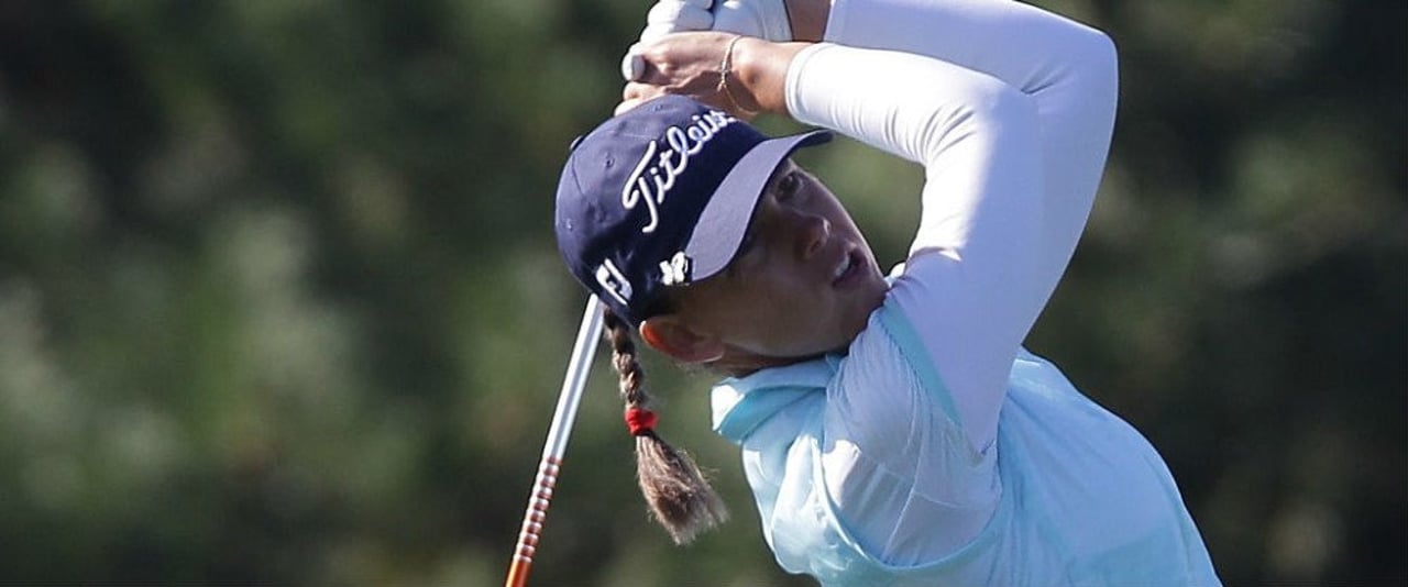 Die Französin Karine Icher spielte sich mit einer starken zweiten Runde an die Spitze der LPGA KEB HanaBank Championship. Die Französin Karine Icher spielte sich mit einer starken zweiten Runde an die Spitze der LPGA KEB HanaBank Championship.