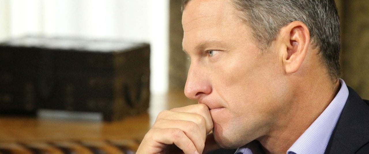 Lance Armstrong bringt es auf rund 250 Golfrunden pro Jahr, mit dem großen Ziel die 80 Schläge zu knacken. Lance Armstrong bringt es auf rund 250 Golfrunden pro Jahr, mit dem großen Ziel die 80 Schläge zu knacken.