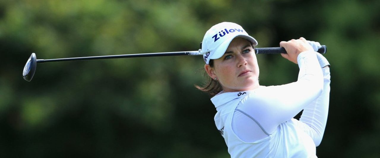 Caroline Masson hat die Spitze des Feldes bei dem Ladies Masters in Dubai fest im Visier. Aber auch Elisabeth Esterl liegt in guter Position vor dem Wochenende. (Foto: Getty Images) Caroline Masson hat die Spitze des Feldes bei dem Ladies Masters in Dubai fest im Visier. Aber auch Elisabeth Esterl liegt in guter Position vor dem Wochenende. (Foto: Getty Images)