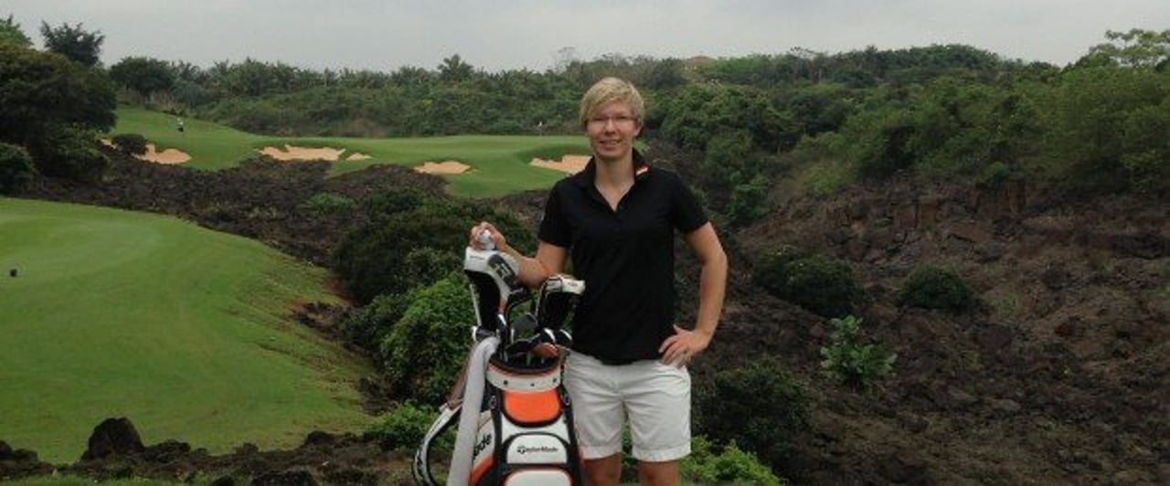 Ann-Kathrin Lindner trennt sich von TaylorMade Golf und startet mit einem neuen Ausrüster in ihre dritte Saison auf der Ladies European Ann-Kathrin Lindner trennt sich von TaylorMade Golf und startet mit einem neuen Ausrüster in ihre dritte Saison auf der Ladies European