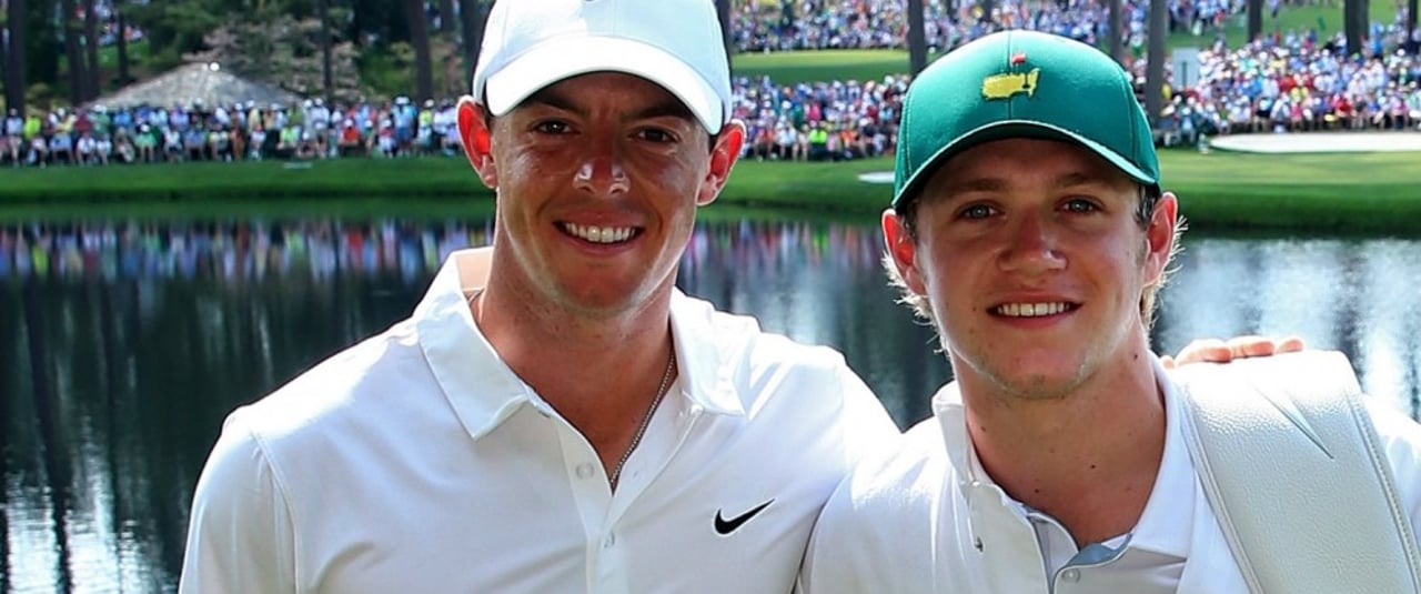 Rory McIlroy hatte beim Par-3-Contest vor dem Masters Niall Horan von der Boy-Band One Direction als Caddie dabei. Dafür muss er im Herbst bei einem Konzert auf die Bühne und singen. Rory McIlroy hatte beim Par-3-Contest vor dem Masters Niall Horan von der Boy-Band One Direction als Caddie dabei. Dafür muss er im Herbst bei einem Konzert auf die Bühne und singen.