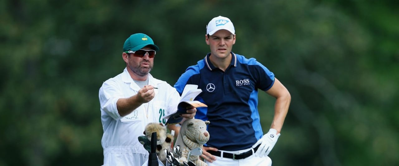 Nur ratlos oder schon resigniert? Es klemmt bei Martin Kaymer beim Masters 2015. (Foto: Getty) Nur ratlos oder schon resigniert? Es klemmt bei Martin Kaymer beim Masters 2015. (Foto: Getty)
