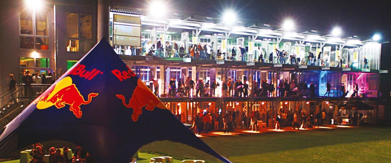 Die "Golf Lounge" in Hamburg war an ihrem zehnten Geburtstag gut besucht. (Foto: Golf Post) Die "Golf Lounge" in Hamburg war an ihrem zehnten Geburtstag gut besucht. (Foto: Golf Post)