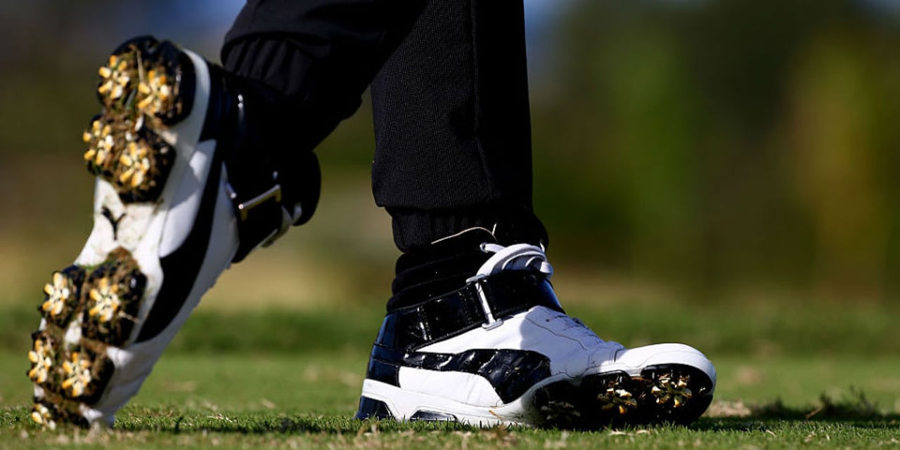 Das Objekt der Begierde: Rickie Fowlers Sneaker. (Foto: Getty) Das Objekt der Begierde: Rickie Fowlers Sneaker. (Foto: Getty)