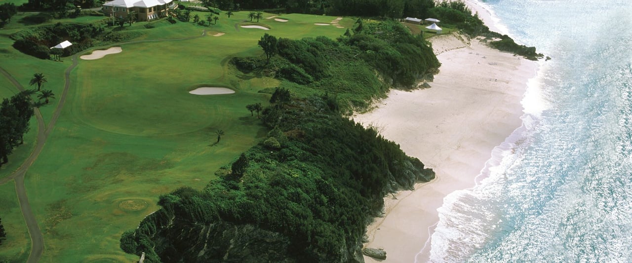 Mid Ocean Golf Club: Etliche Bahnen verlaufen entlang des Atlantiks. (Foto: www.world-travel.net) Mid Ocean Golf Club: Etliche Bahnen verlaufen entlang des Atlantiks. (Foto: www.world-travel.net)
