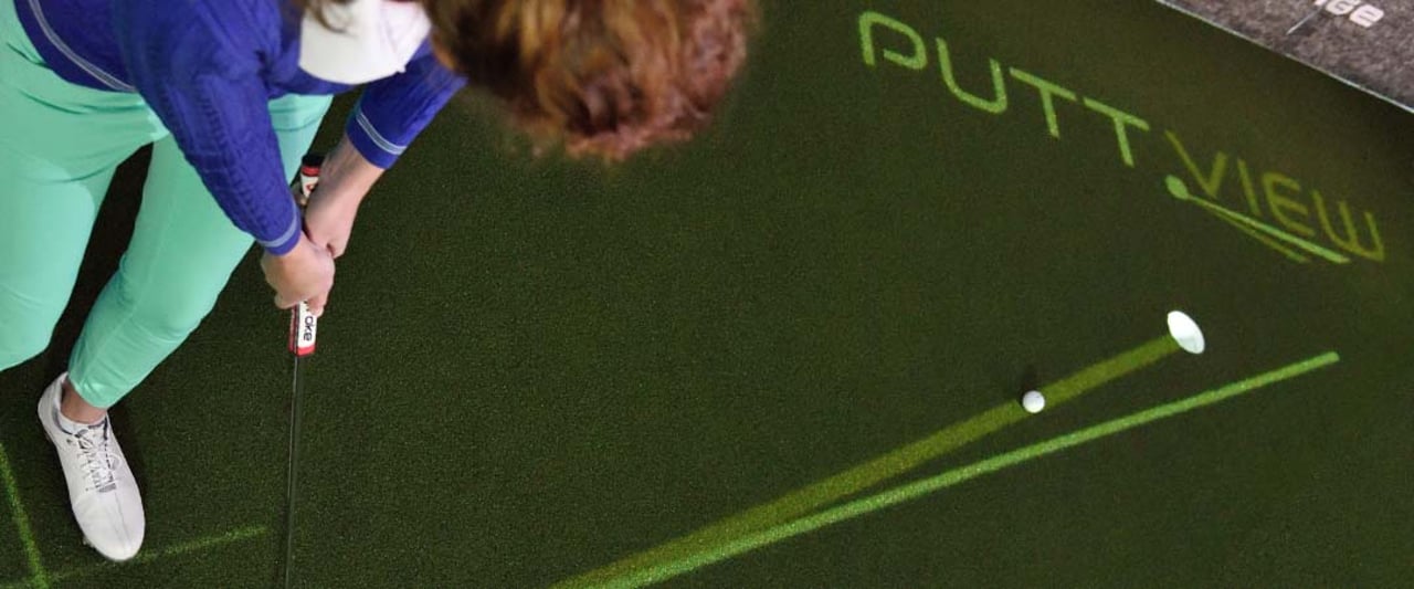 PuttView berechnet vom Break abhängige ideale Puttline und projeziert den Verlauf via Beamer auf das Putting-Grün. PuttView berechnet vom Break abhängige ideale Puttline und projeziert den Verlauf via Beamer auf das Putting-Grün.
