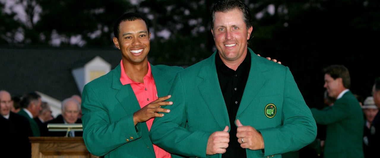 Tiger Woods und Phil Mickelson sind nicht mehr die Jüngsten. Doch bei den Fans stehen die beiden ehemaligen Masters-Sieger hoch im Kurs. (Foto: Getty) Tiger Woods und Phil Mickelson sind nicht mehr die Jüngsten. Doch bei den Fans stehen die beiden ehemaligen Masters-Sieger hoch im Kurs. (Foto: Getty)