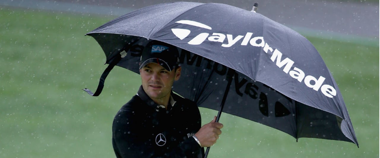 Das Wetter machte den Akteuren bei der US Open 2016 zu schaffen: Tag eins wurde unterbrochen und Martin Kaymer brachte nur 13 Löcher hinter sich. (Foto: Getty) Das Wetter machte den Akteuren bei der US Open 2016 zu schaffen: Tag eins wurde unterbrochen und Martin Kaymer brachte nur 13 Löcher hinter sich. (Foto: Getty)