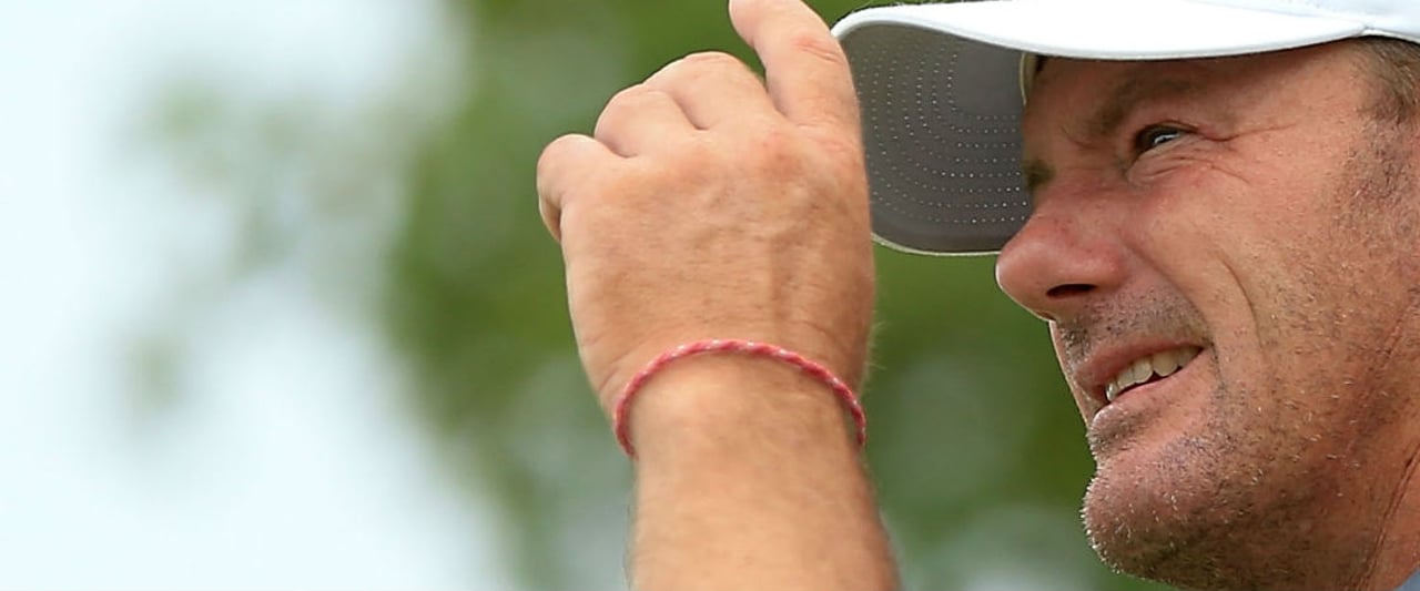 Alex Cejka landet bei der RBC Canadian Open auf dem hervorragenden geteilten fünften Platz. Alex Cejka landet bei der RBC Canadian Open auf dem hervorragenden geteilten fünften Platz.