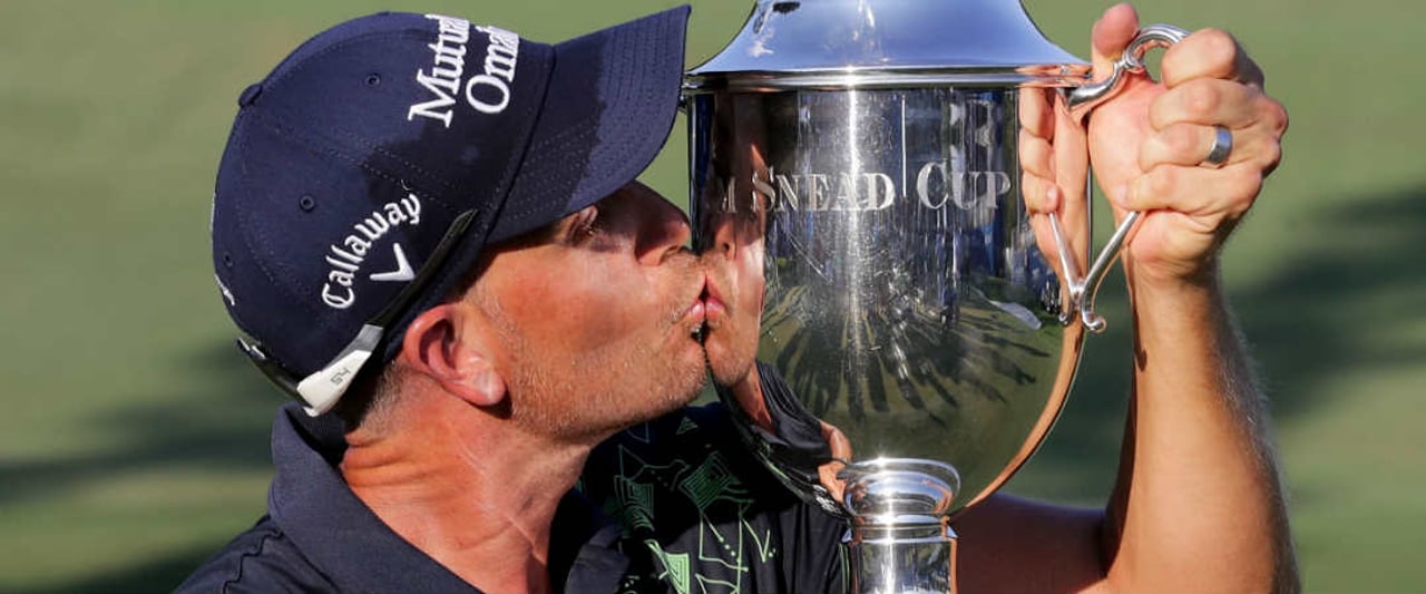 Henrik Stenson freut sich über den Sieg bei der Wyndham Championship 2017. (Foto: Getty) Henrik Stenson freut sich über den Sieg bei der Wyndham Championship 2017. (Foto: Getty)