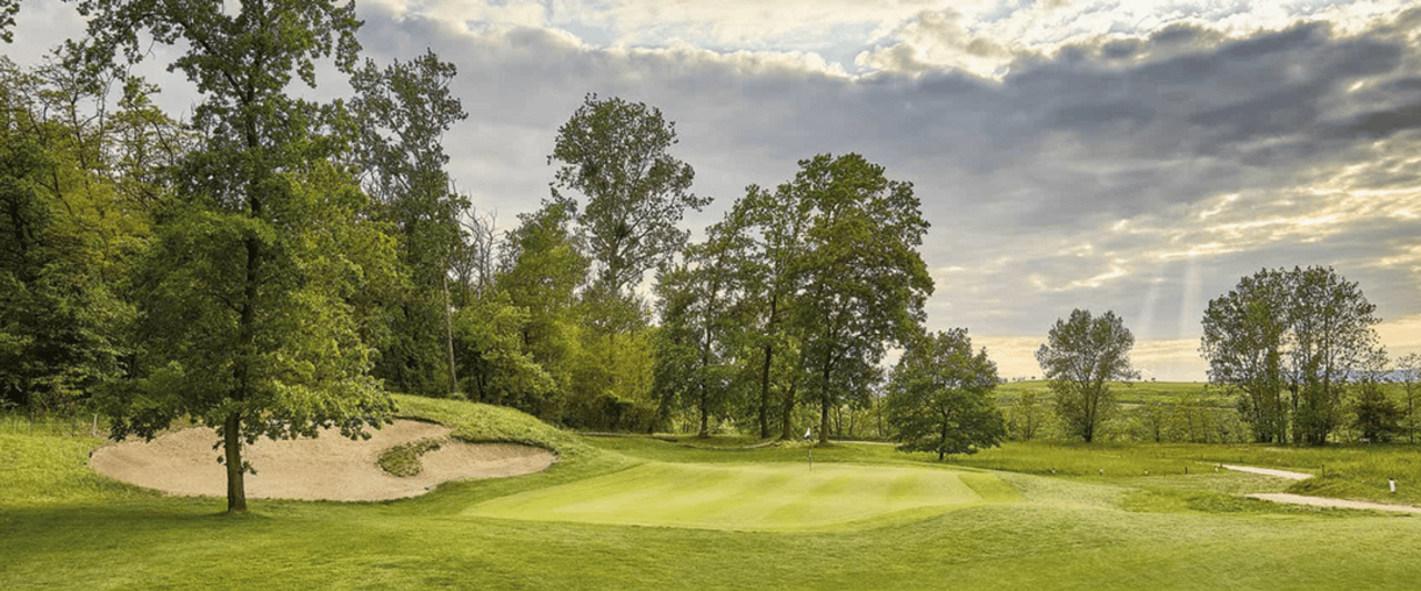 Bahn 2 des Mainzer Golfclubs hat es in den Golfkalender 2018 geschafft. (Foto: Matthias Gruber) Bahn 2 des Mainzer Golfclubs hat es in den Golfkalender 2018 geschafft. (Foto: Matthias Gruber)