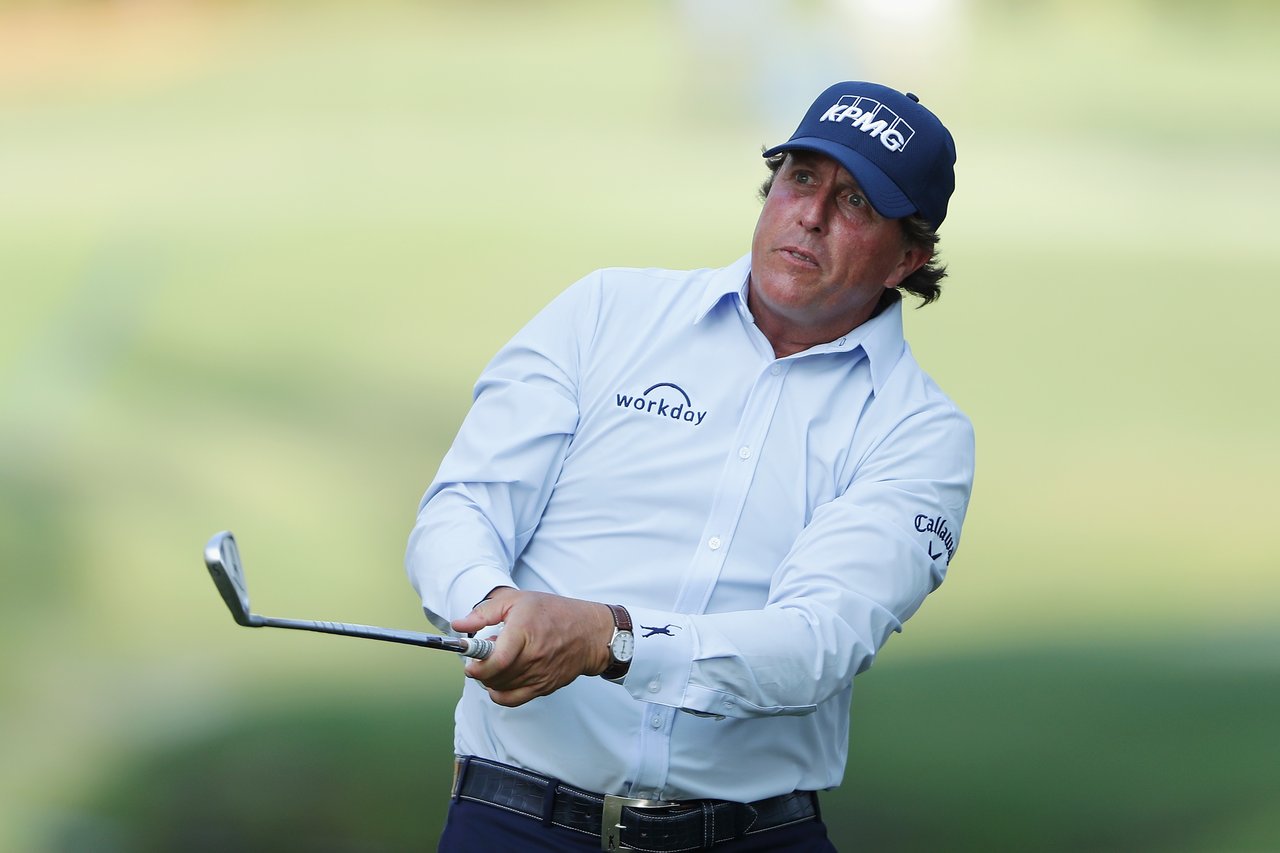 Phil Mickelson sorgte bei der Players Championship mit seinem Outfit für reichlich Diskussionen. (Foto: Getty) Phil Mickelson sorgte bei der Players Championship mit seinem Outfit für reichlich Diskussionen. (Foto: Getty)