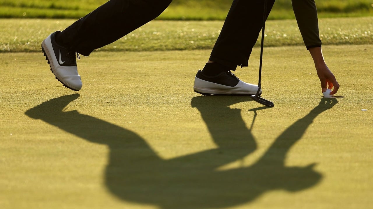 Golf Post Trainingsesxpertin Stefanie Eckrodt erklärt, wie man seinen Schatten als effektives Kontrollinstrument des Schwungs benutzten kann. (Foto: Getty) Golf Post Trainingsesxpertin Stefanie Eckrodt erklärt, wie man seinen Schatten als effektives Kontrollinstrument des Schwungs benutzten kann. (Foto: Getty)