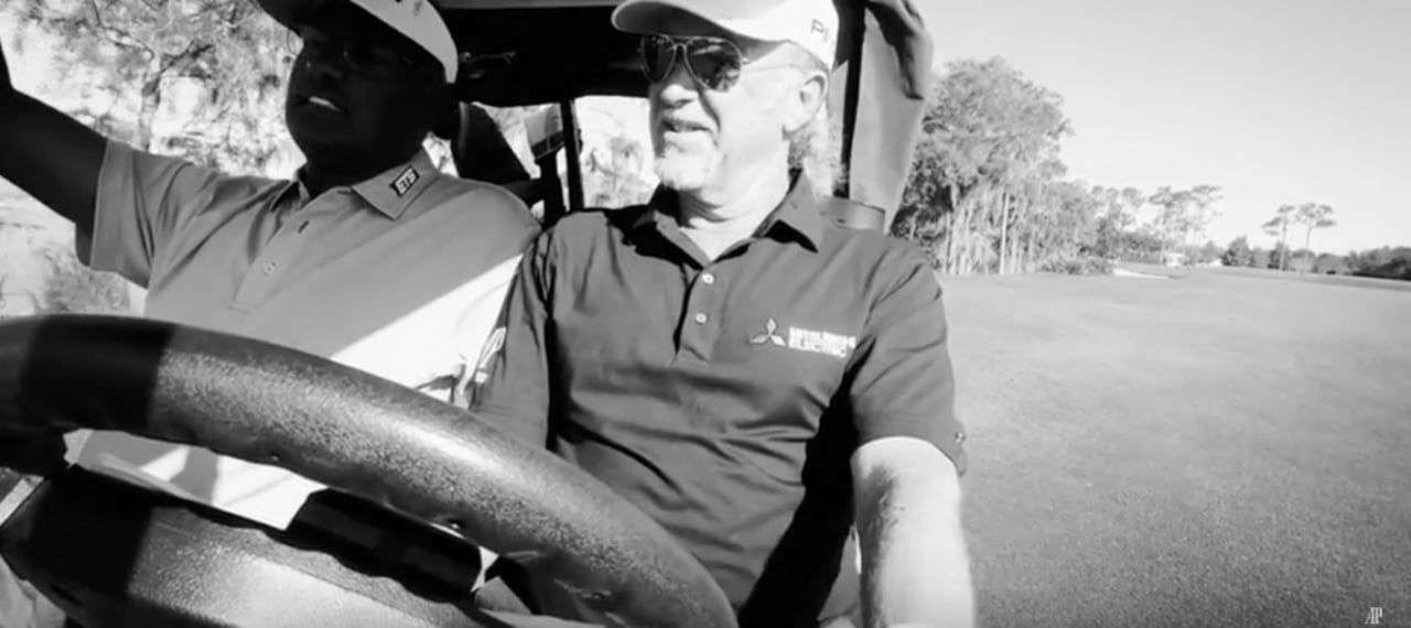Vijay Singh und Miguel Angel Jimenez bei den "Audemars Piguet - Cart Talks". (Foto: Youtube / Audemars Piguet)