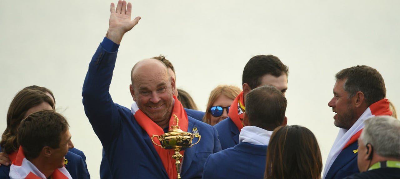 Thomas Björn bekommt ein Tattoo vom Ergebnis des Ryder Cup 2018 - da wo es niemand sehen kann. (Foto: Getty) Thomas Björn bekommt ein Tattoo vom Ergebnis des Ryder Cup 2018 - da wo es niemand sehen kann. (Foto: Getty)