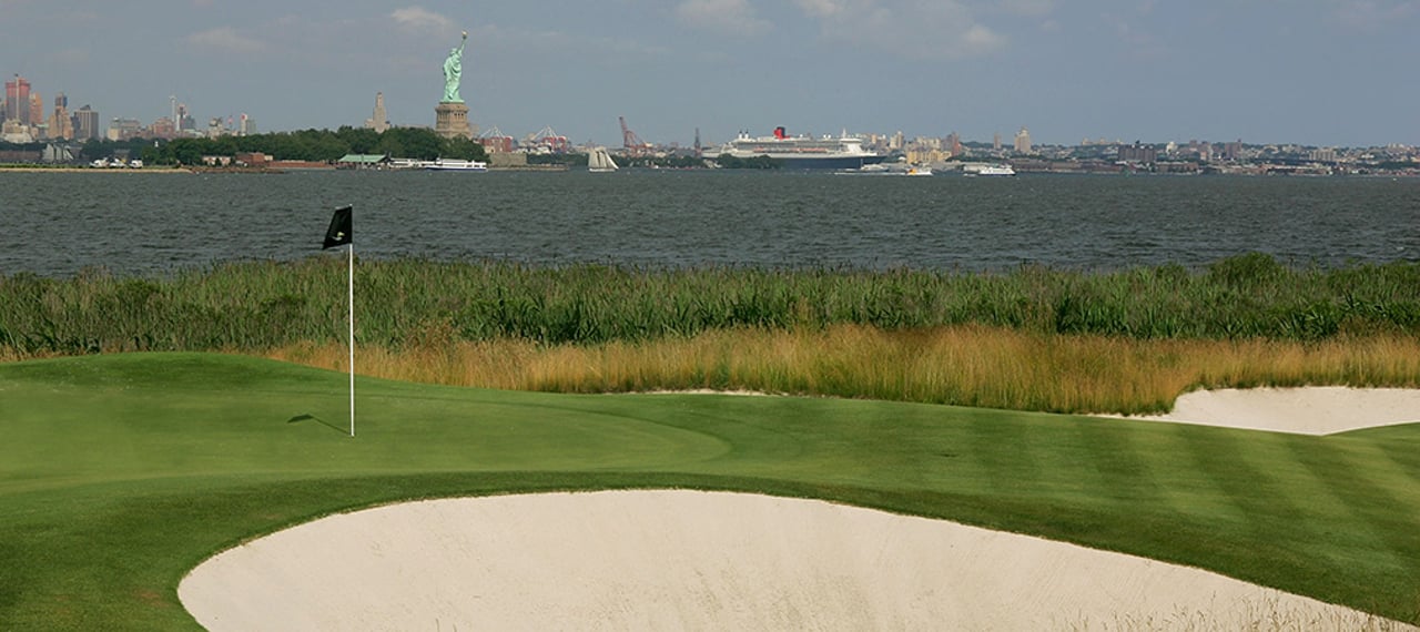 Der Liberty National am Hudson Bay gehört zu den teuersten Golfclubs der Welt. (Foto: Getty) Der Liberty National am Hudson Bay gehört zu den teuersten Golfclubs der Welt. (Foto: Getty)