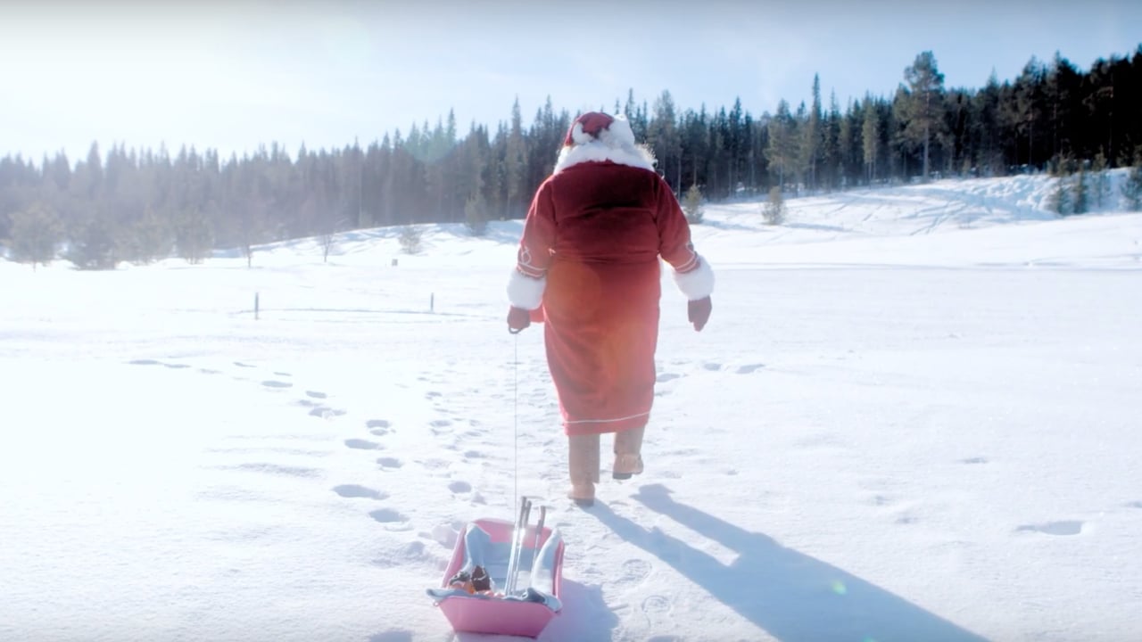 Die Weihnachts-Back-Nine heute mit Golfenden Weihnachtsmännern. (Foto: Back Nine) Die Weihnachts-Back-Nine heute mit Golfenden Weihnachtsmännern. (Foto: Back Nine)