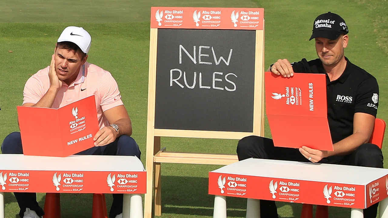 So schwer kann das doch nicht sein: Es wird Zeit, dass sich die Profis zusammenreißen und die neuen Regeln lernen. (Foto: Getty) So schwer kann das doch nicht sein: Es wird Zeit, dass sich die Profis zusammenreißen und die neuen Regeln lernen. (Foto: Getty)