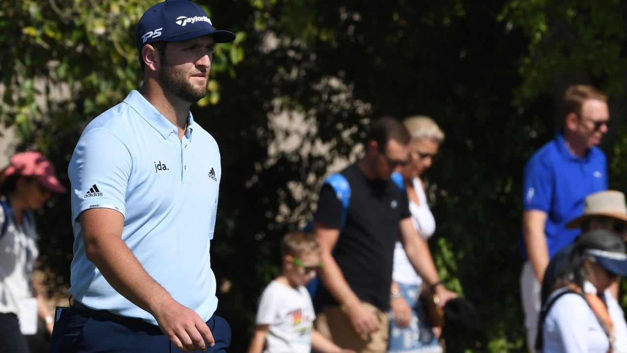 Jon Rahm geht mit Blick auf den Gesamtsieg der European Tour in den finalen Sonntag. (Foto: Getty) Jon Rahm geht mit Blick auf den Gesamtsieg der European Tour in den finalen Sonntag. (Foto: Getty)