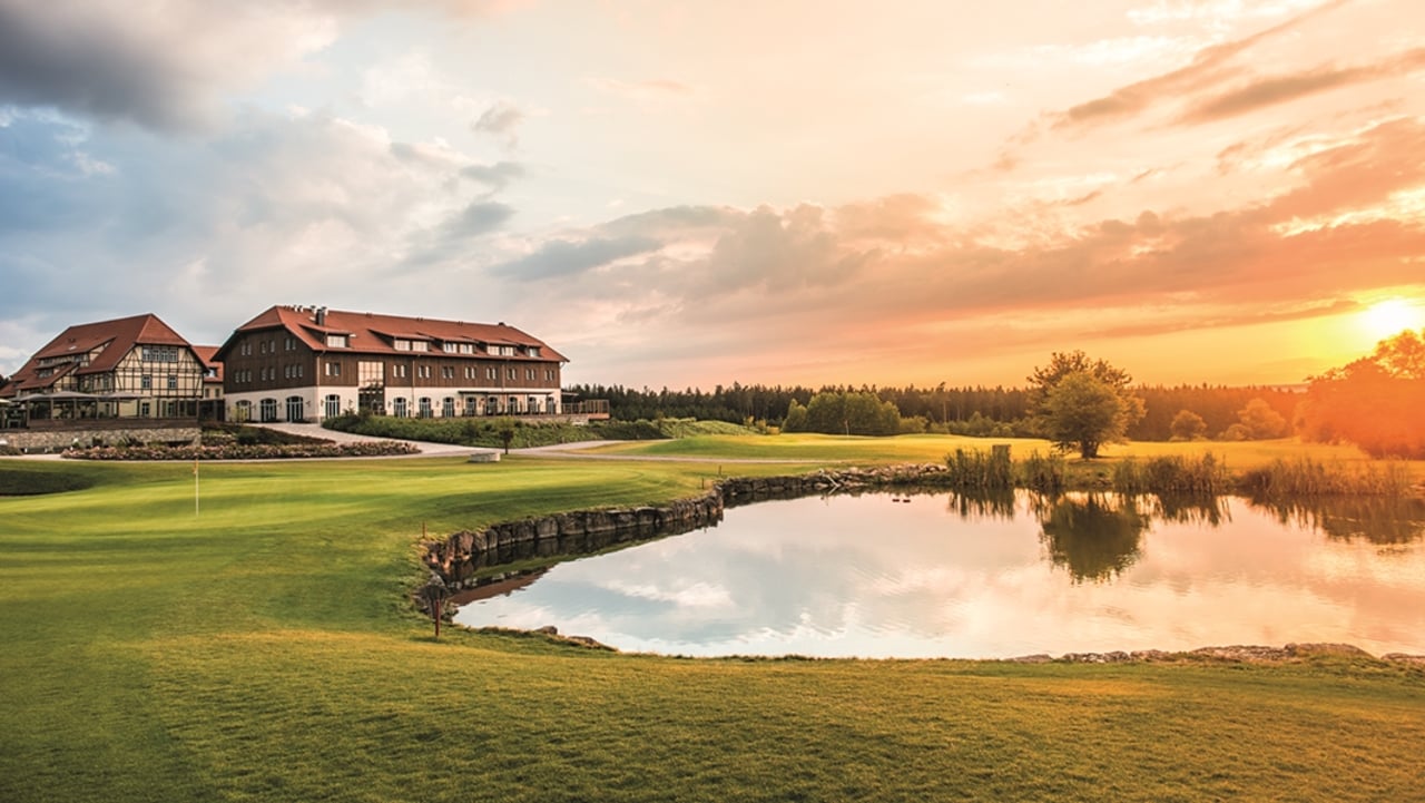 Für den Re-Start nach Corona wird im Spa & Golf Resort Weimarer Land alles vorbereitet. (Foto: Spa & Golf Resort Weimarer Land) Für den Re-Start nach Corona wird im Spa & Golf Resort Weimarer Land alles vorbereitet. (Foto: Spa & Golf Resort Weimarer Land)
