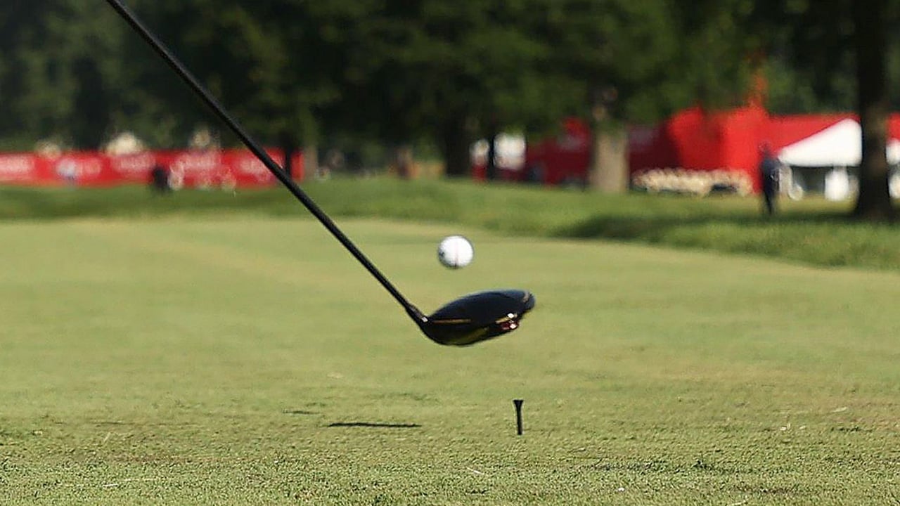 Die Abschläge der Profis fliegen zu weit, findet Kommentator Michael Basche. (Foto: Getty) Die Abschläge der Profis fliegen zu weit, findet Kommentator Michael Basche. (Foto: Getty)