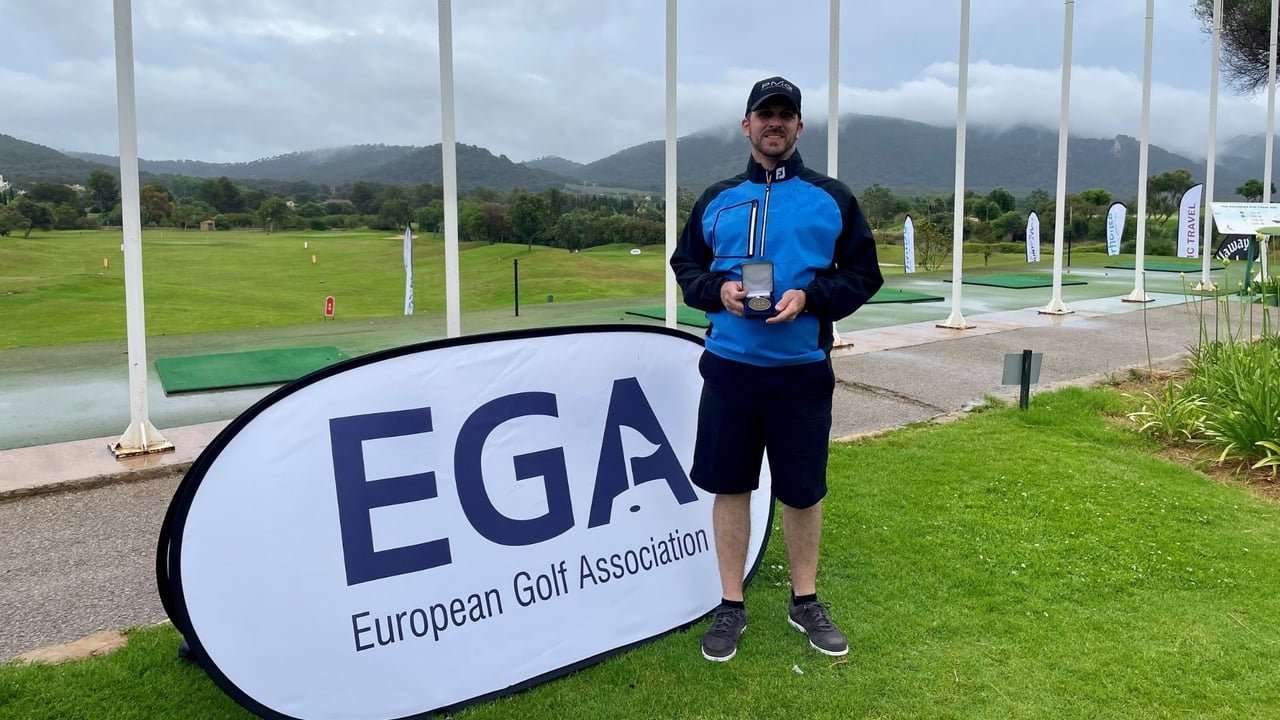 Stefan Wiedergrün gewinnt bei der Mid‑Amateur Men's Championship Bronze.(Foto: Privat) Stefan Wiedergrün gewinnt bei der Mid‑Amateur Men's Championship Bronze.(Foto: Privat)