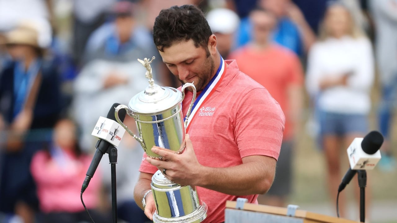 Jon Rahm im Interview nach seinem Sieg bei der US Open 2021. (Foto: Getty) Jon Rahm im Interview nach seinem Sieg bei der US Open 2021. (Foto: Getty)