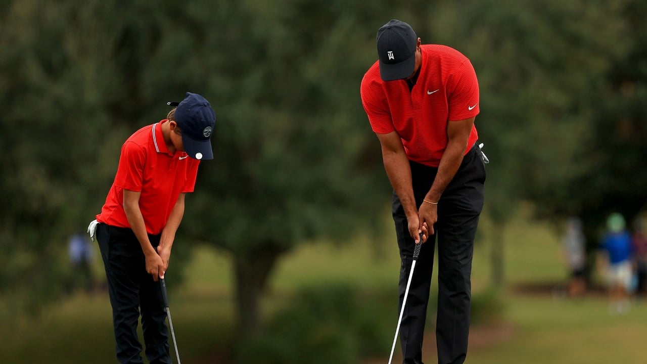 Tiger Woods mit seinem Sohn Charlie bei der PNC Championship 2020. (Foto: Getty) Tiger Woods mit seinem Sohn Charlie bei der PNC Championship 2020. (Foto: Getty)