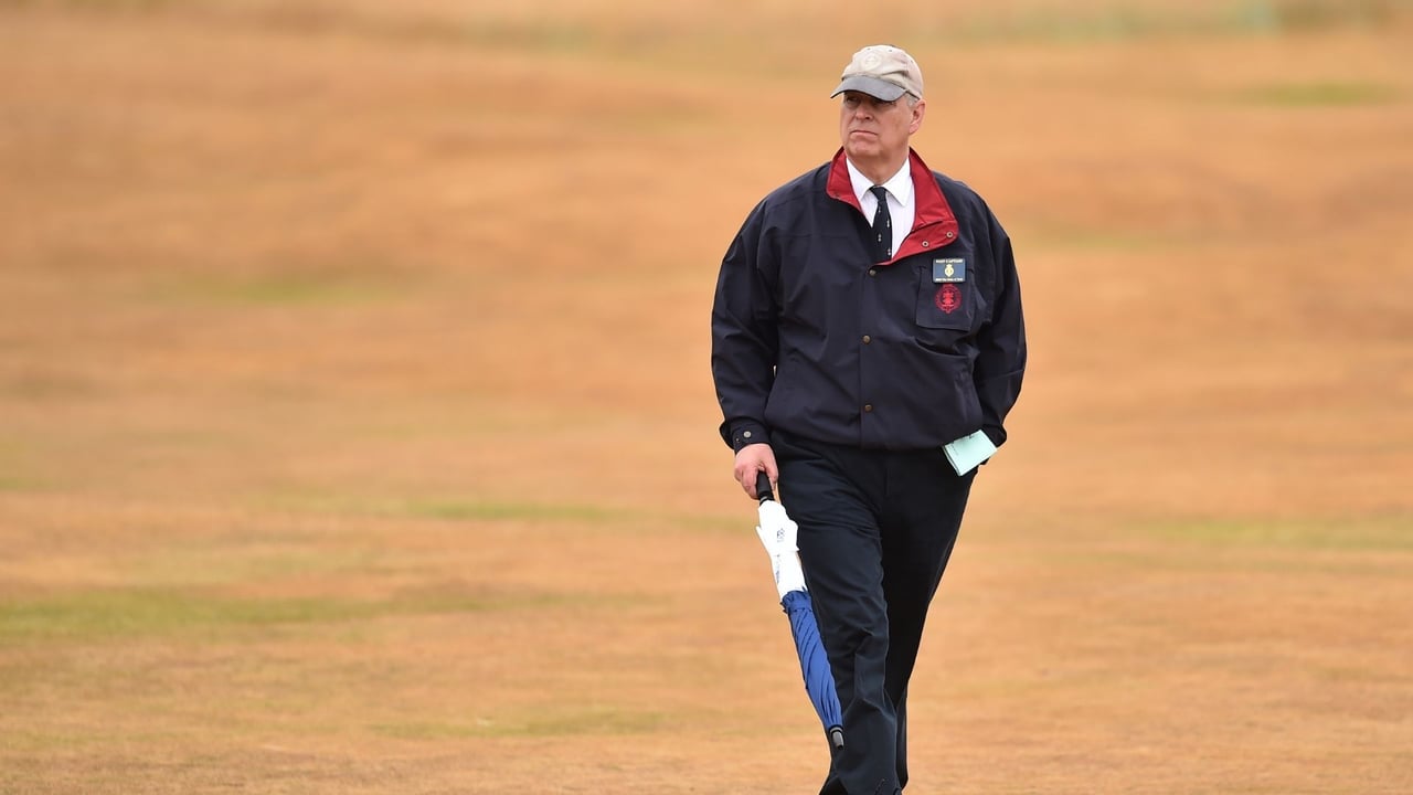 Prince Andrew verzichtet fortan auf seine Ehrenmitgliedschaft in St Andrews. (Foto: Getty)