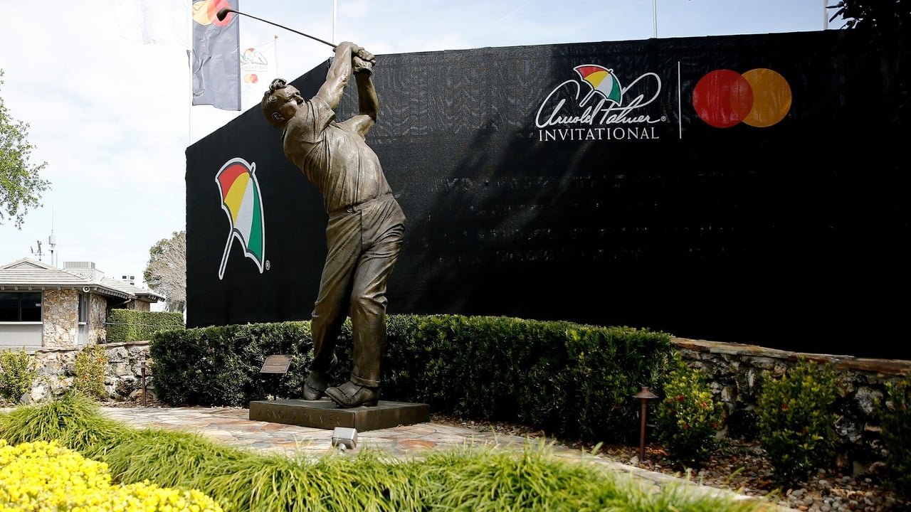 Die Arnold-Palmer-Statue vor dem Bay Hill Club & Lodge, wo das Turnier der PGA Tour stattfindet. (Foto: Getty) Die Arnold-Palmer-Statue vor dem Bay Hill Club & Lodge, wo das Turnier der PGA Tour stattfindet. (Foto: Getty)