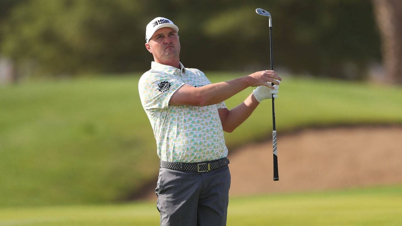 Jason Kokrak steht als Erster zum Grund für seine Teilnahme an der Saudi International 2022. (Foto: Getty) Jason Kokrak steht als Erster zum Grund für seine Teilnahme an der Saudi International 2022. (Foto: Getty)