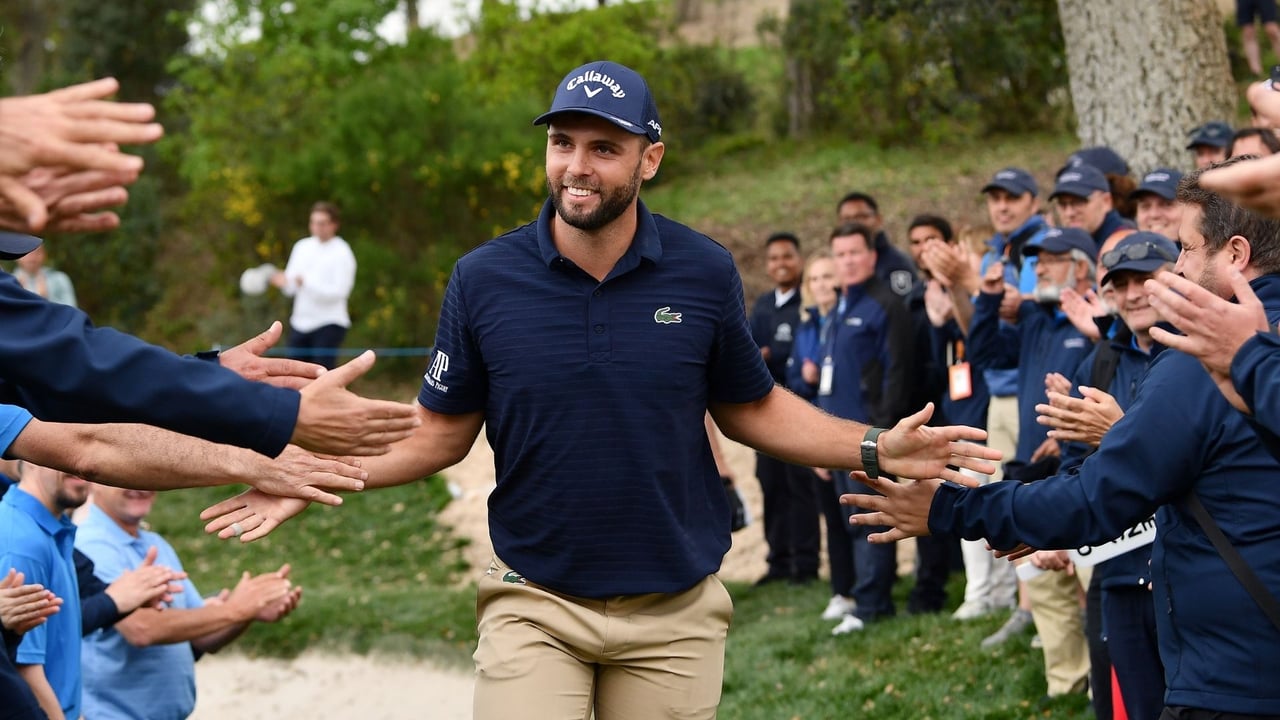 Adri Arnaus gewinnt sein erstes Turnier im Playoff gegen Oliver Bekker auf der DP World Tour (Foto: Getty)Adri Arnaus gewinnt sein erstes Turnier im Playoff gegen Oliver Bekker auf der DP World Tour (Foto: Getty) Adri Arnaus gewinnt sein erstes Turnier im Playoff gegen Oliver Bekker auf der DP World Tour (Foto: Getty)Adri Arnaus gewinnt sein erstes Turnier im Playoff gegen Oliver Bekker auf der DP World Tour (Foto: Getty)