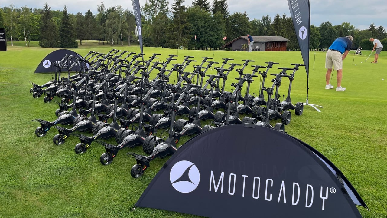 Motocaddy unterstützt Mercedes-Benz Golfevents. (Foto: Motocaddy) Motocaddy unterstützt Mercedes-Benz Golfevents. (Foto: Motocaddy)