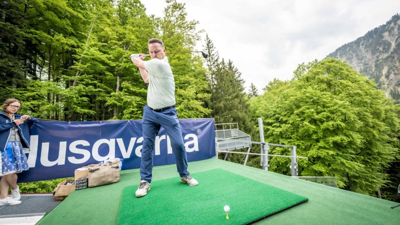 Daniel Schrödter beim Skiflugschanzen-Shot (Foto: Husqvarna Vierplätzetournee Allgäu) Daniel Schrödter beim Skiflugschanzen-Shot (Foto: Husqvarna Vierplätzetournee Allgäu)