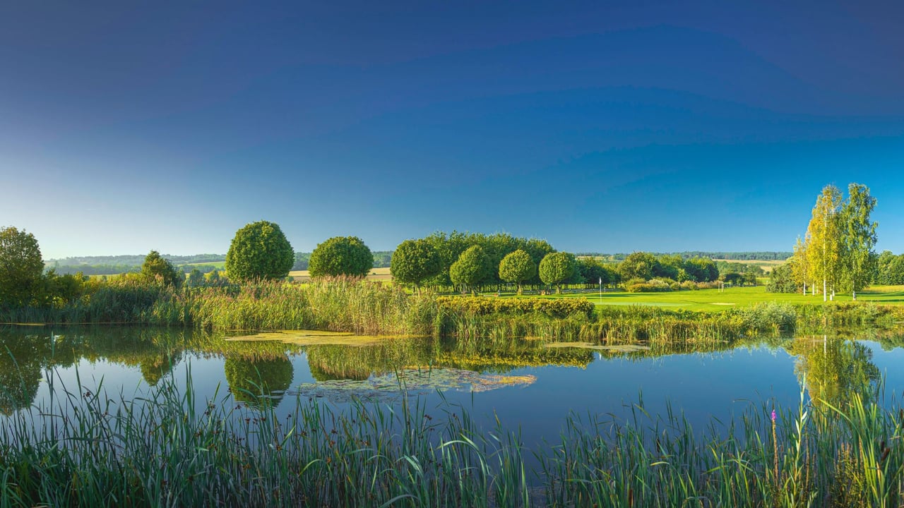 Zwischen Burgen und Wölfen: Der Golfclub Drei Gleichen (Foto: Golfclub Drei Gleichen) Zwischen Burgen und Wölfen: Der Golfclub Drei Gleichen (Foto: Golfclub Drei Gleichen)