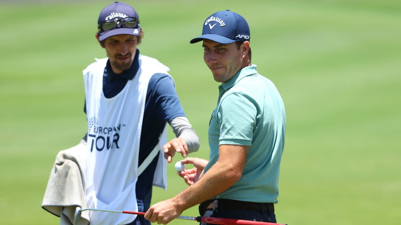 Auch beim Säubern des Balls gibt es einige Golfregeln zu beachten. (Quelle: Getty) Auch beim Säubern des Balls gibt es einige Golfregeln zu beachten. (Quelle: Getty)