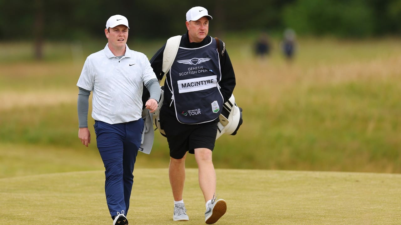 WITB: Robert MacIntyre bei der Scottish Open mit Caddie Michael Burrow. (Foto: Getty) WITB: Robert MacIntyre bei der Scottish Open mit Caddie Michael Burrow. (Foto: Getty)