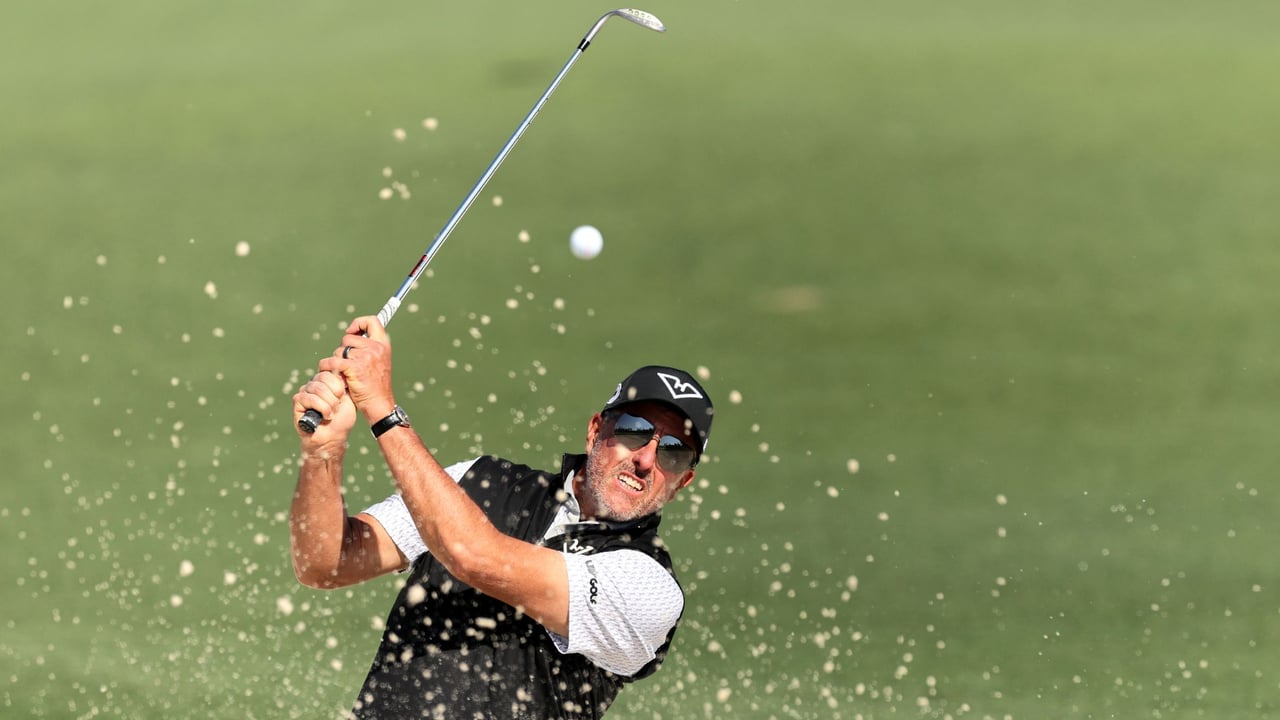 Diese Golfregel hätte Phil Mickelson retten können. (Foto: Getty)