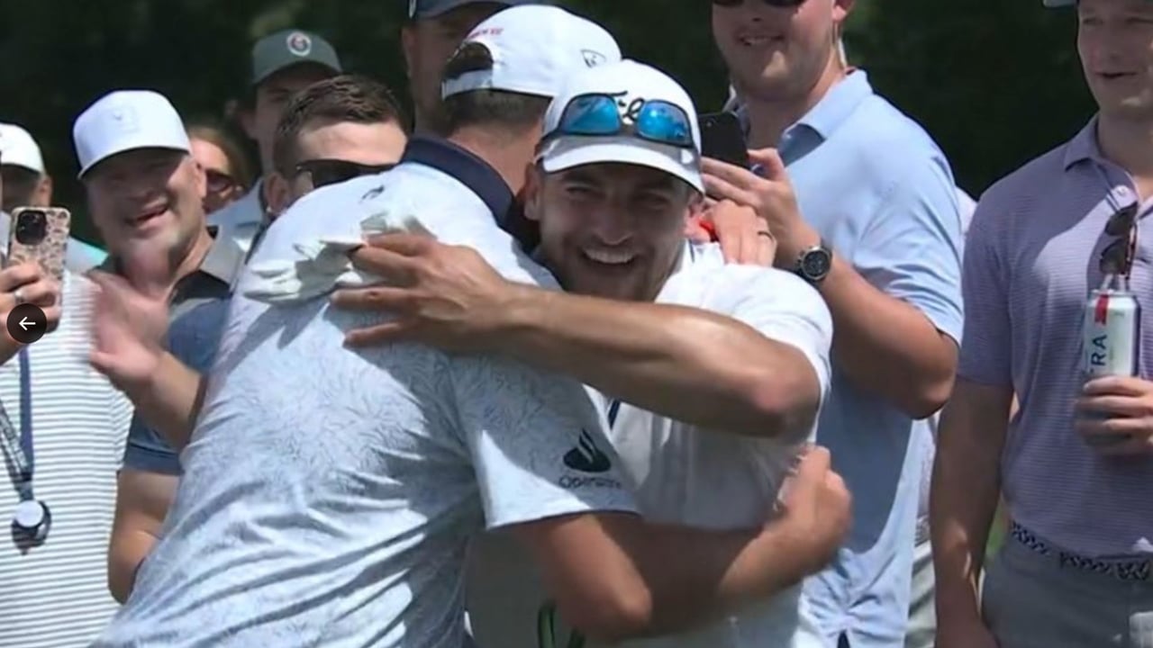 Jon Rahms Ball trifft einen Zuschauer am Kopf, doch dieser steckt es erstaunlich gut weg. (Foto: X/@GolfDigest)