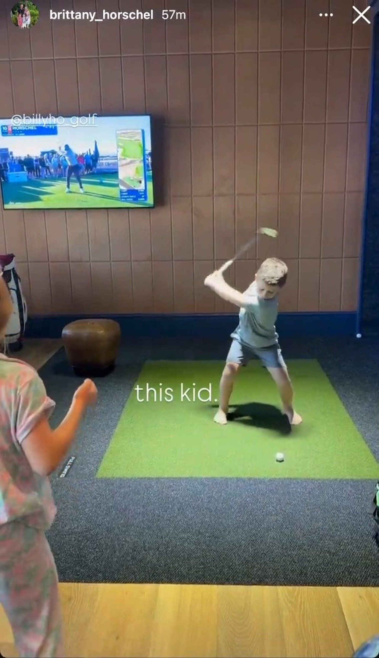 Vater und Sohn: Billy Ho und sein Nachwuchs im perfekten Golfschwung - (@PGATOUR) Vater und Sohn: Billy Ho und sein Nachwuchs im perfekten Golfschwung - (@PGATOUR)