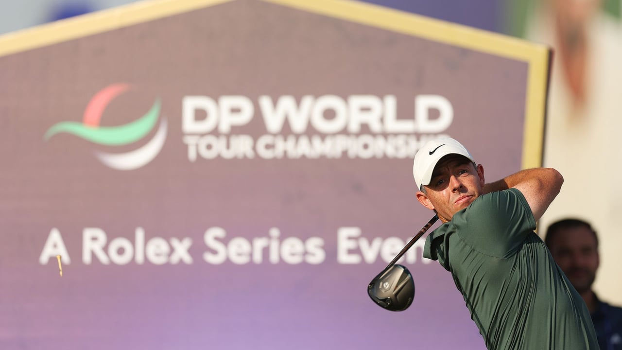 Rory McIlroy hat sich bei der DP World Tour Championship mit einer 69 in eine gute Ausgangslage gespielt um den Jahressieg zu gewinnen (Foto: Getty)