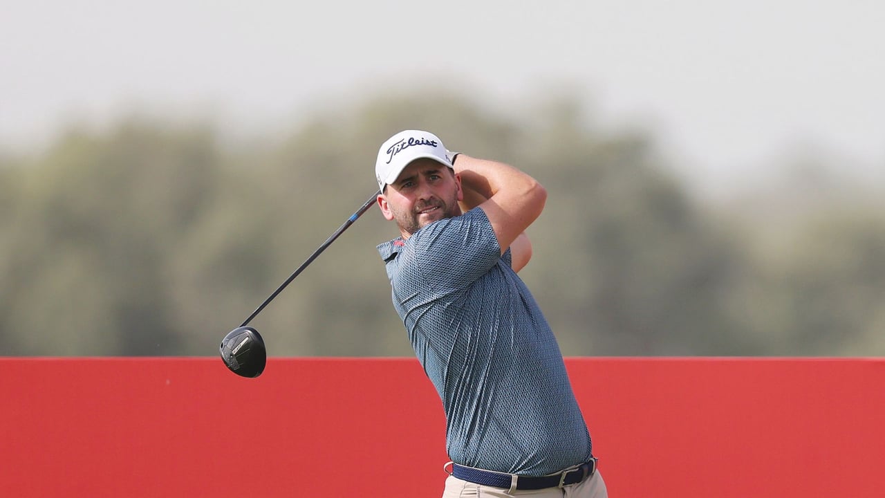 Nicolai von Dellingshausen startet mit einer 65 in die DP World Tour, nur einen Schlag hinter der Spitze. (Foto: Getty)