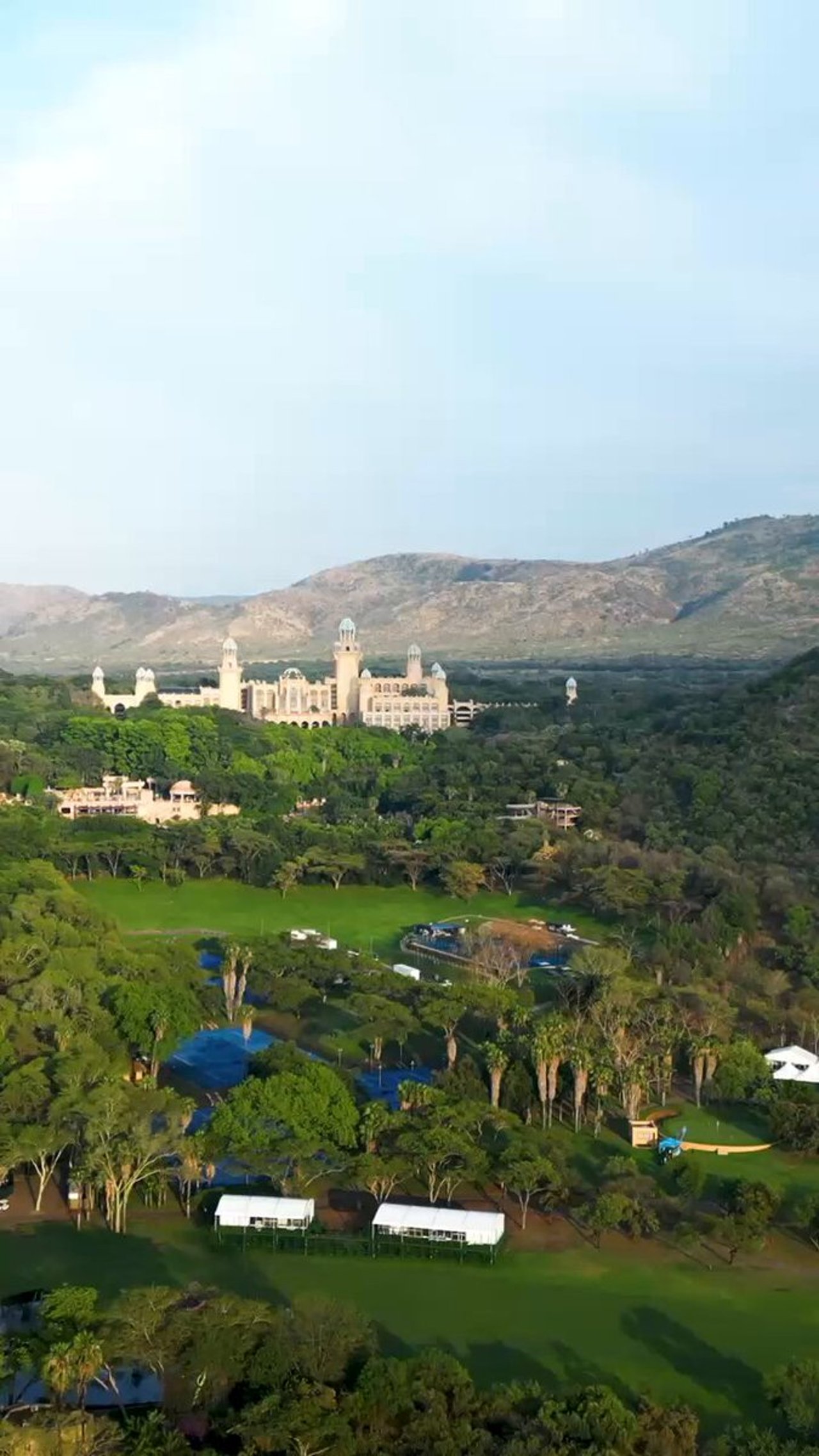 Gary Player feiert 90. Geburtstag auf dem Golfplatz - (@garyplayer)