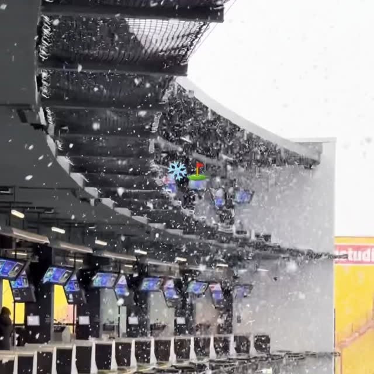 Topgolf bei Schnee: Spielen trotz eisiger Temperaturen in Oberhausen - (@topgolfgermany)