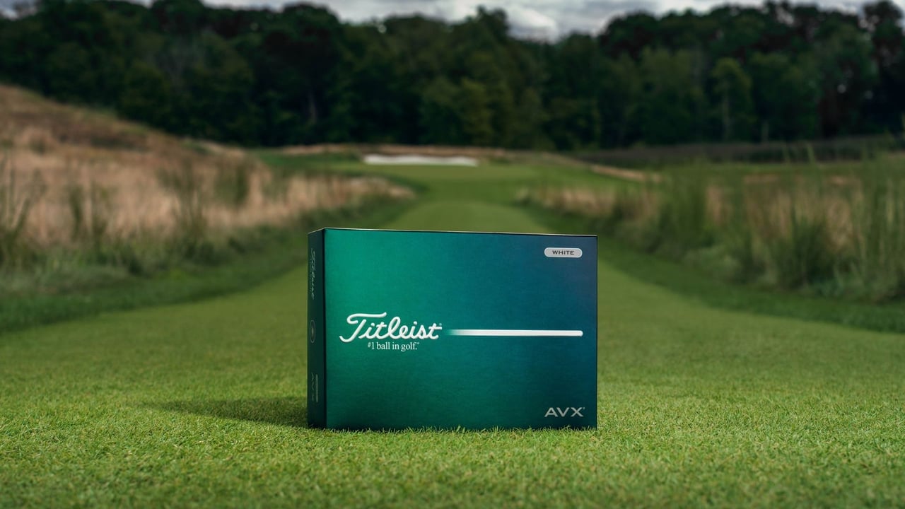 Titleist stellt die neuen AVX Bälle vor. (Foto: Titleist)