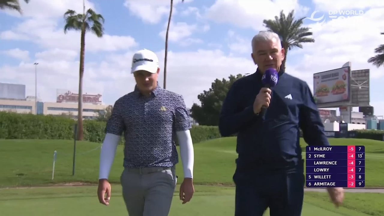 Windige Bedingungen beim Dubai Desert Classic erschweren das Spiel - (@DPWorldTour)