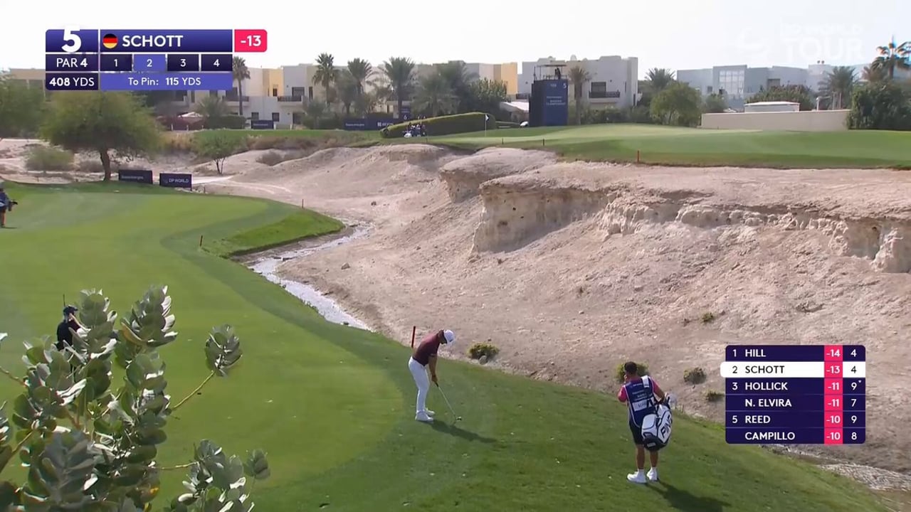 Freddy Schott beeindruckt mit starkem Annäherungsschlag beim Bahrain Championship - (@DPWorldTour)